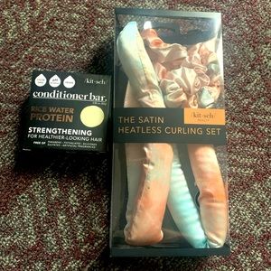 Kit-sch hair roller and conditioner bar